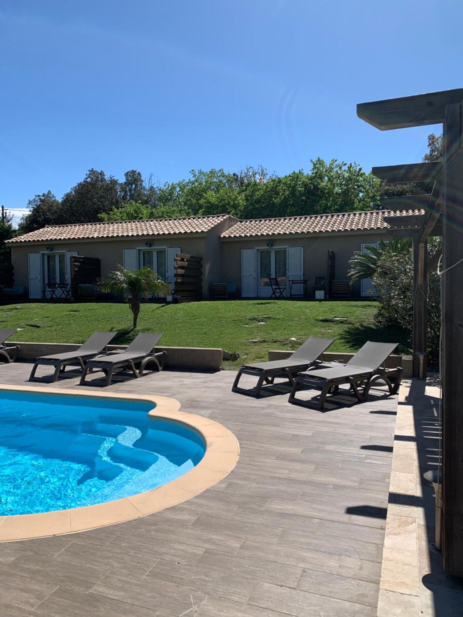 Casa Eva Maria Bed & Breakfast Patrimonio Exterior photo